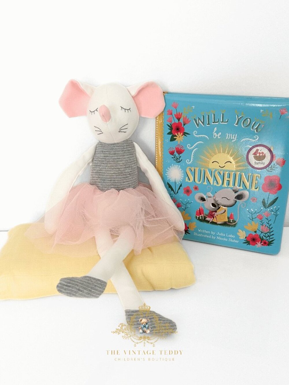 NWT Cute Baby Girls Gift Set Swaddling Blanket Children's Book Ballerina Mouse